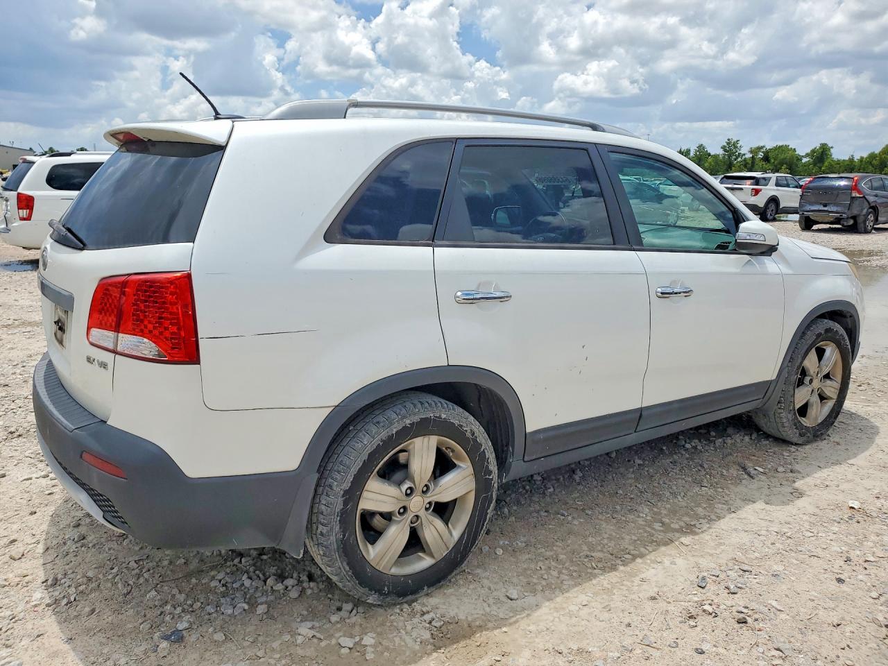 2012 Kia Sorento Ex White vin: 5XYKU4A24CG234189