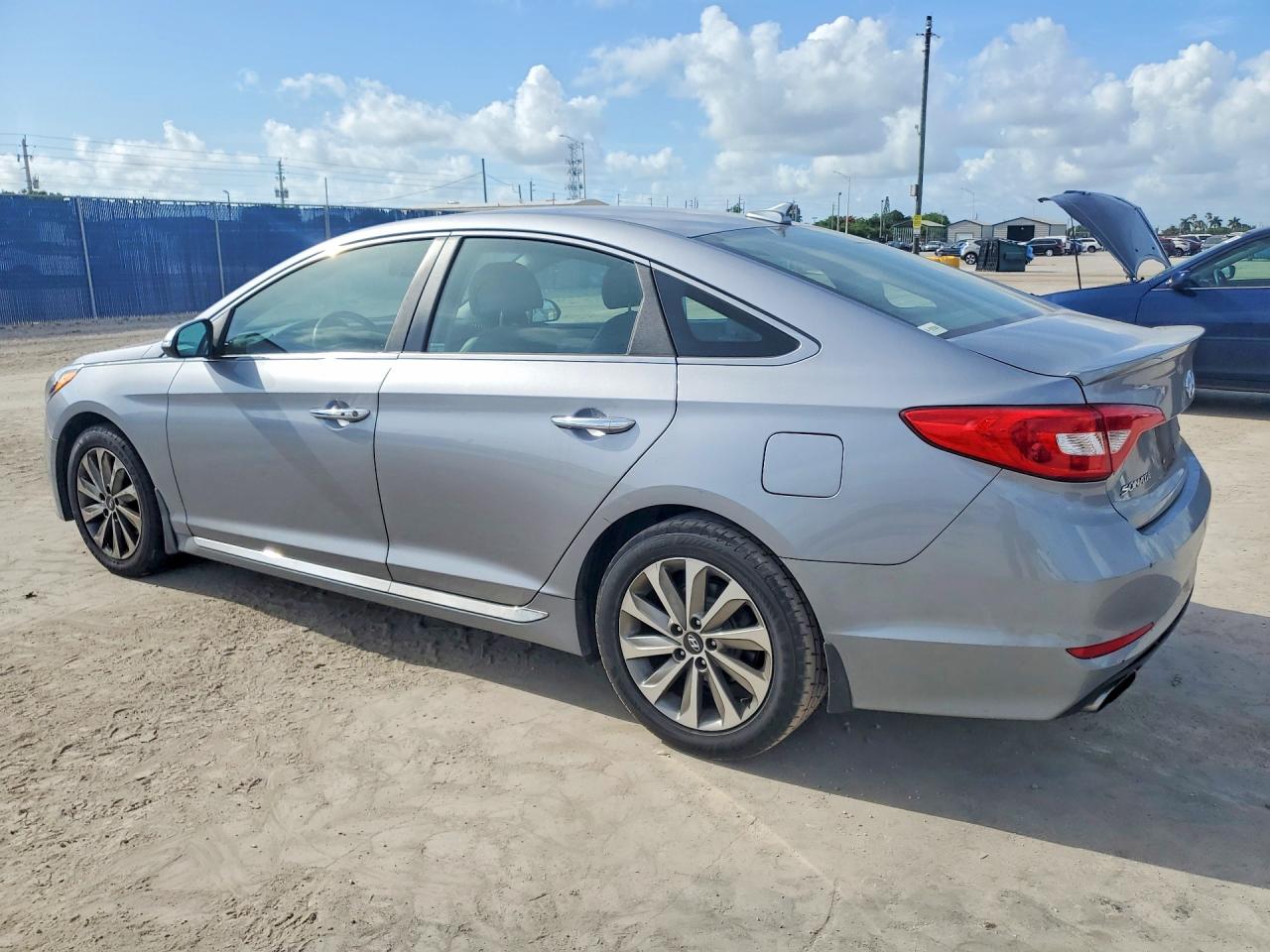 2015 Hyundai Sonata Sport Silver vin: 5NPE34AF3FH125707