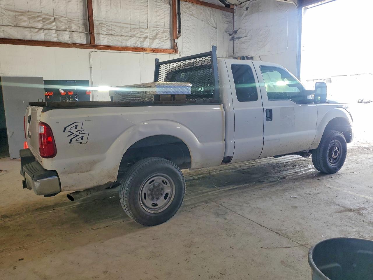 2015 Ford F250 Super Duty White vin: 1FT7X2B60FED10278