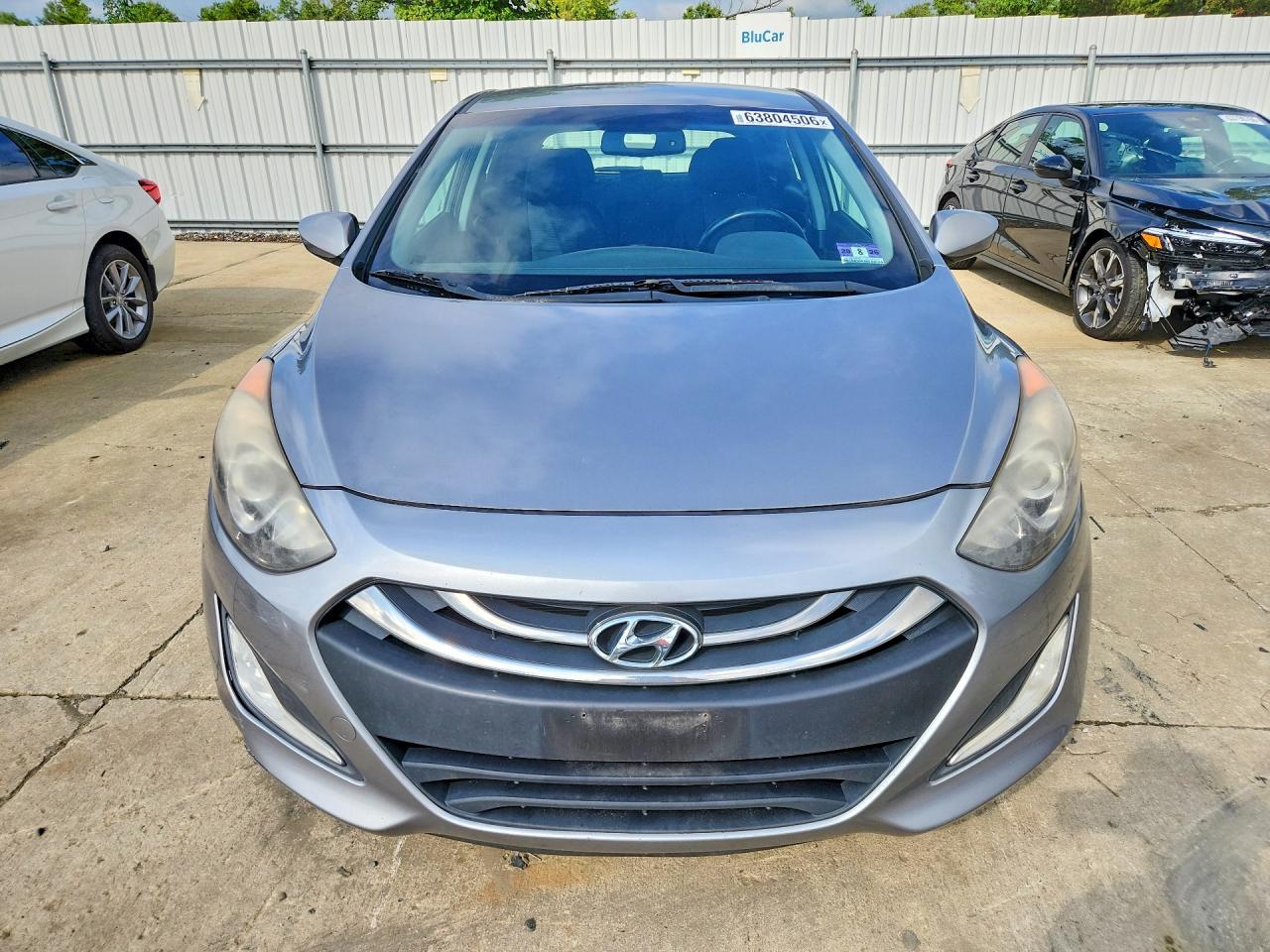 2013 Hyundai Elantra Gt Base Gray vin: KMHD35LE1DU078617