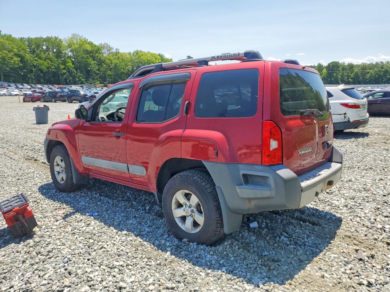 2011 Nissan Xterra X Red vin: 5N1AN0NW9BC515255
