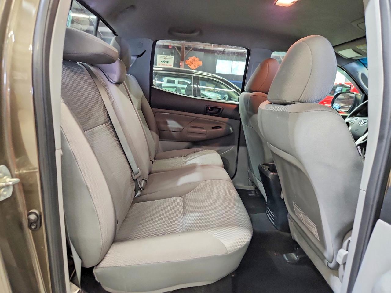 2013 Toyota Tacoma Double Cab Gray vin: 3TMLU4EN2DM127347
