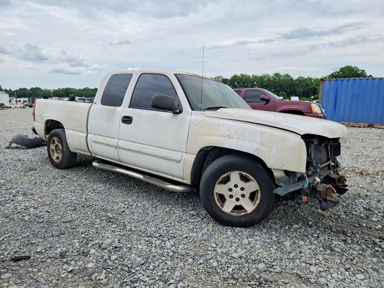2006 Chevrolet Silverado C1500 White vin: 2GCEC19V361108109