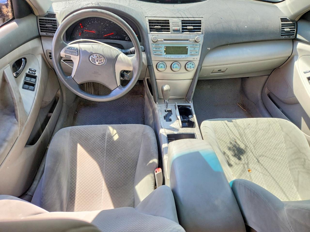 2009 Toyota Camry Le Gray vin: 4T4BE46K29R088583