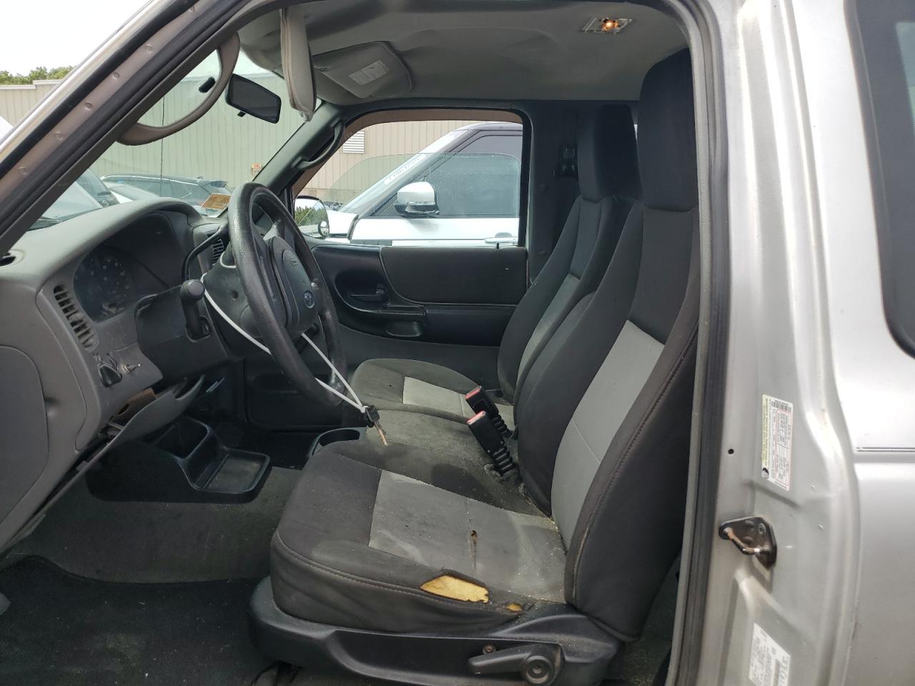 2005 Ford Ranger Super Cab Silver vin: 1FTZR15E15PA91205