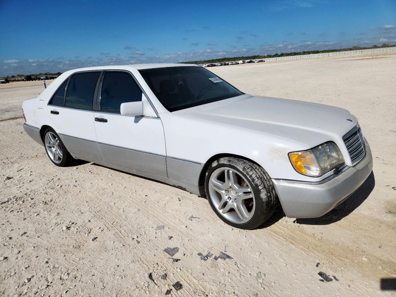 1993 Mercedes-benz 500 Sel White vin: WDBGA51E6PA096674