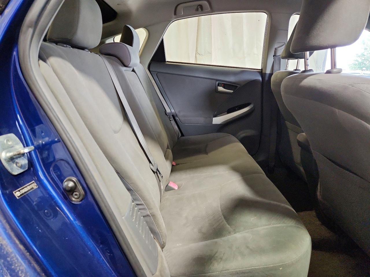 2011 Toyota Prius Two Blue vin: JTDKN3DU7B1418254