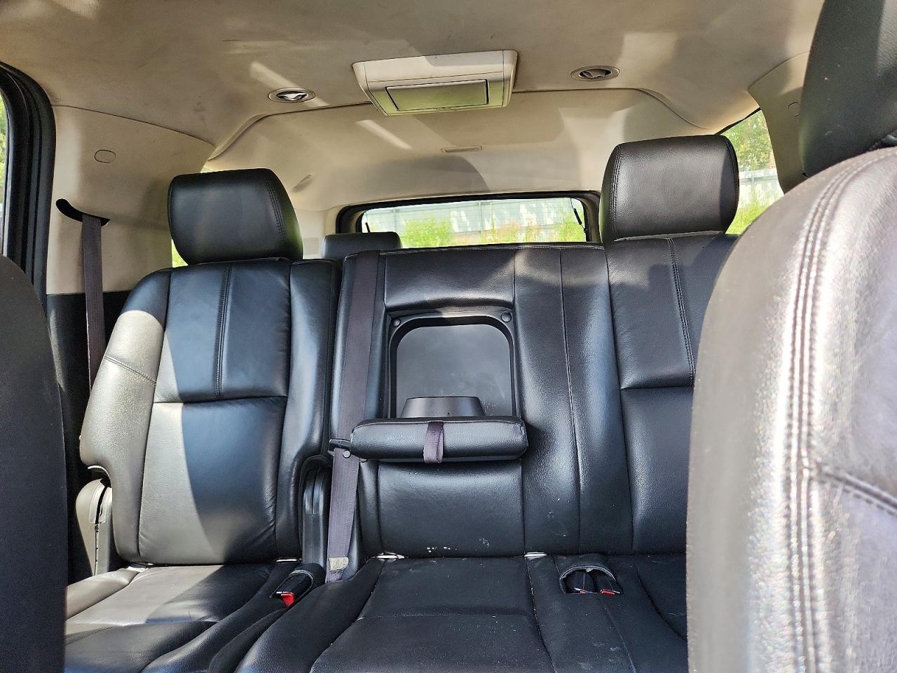2013 Chevrolet Suburban K1500 Lt Black vin: 1GNSKJE70DR106116