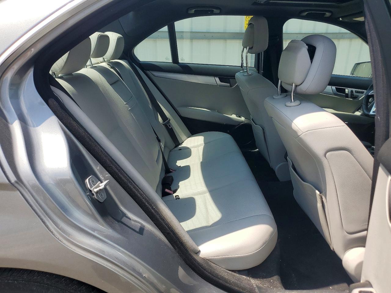 2013 Mercedes-benz C 250 Gray vin: WDDGF4HB0DA779352
