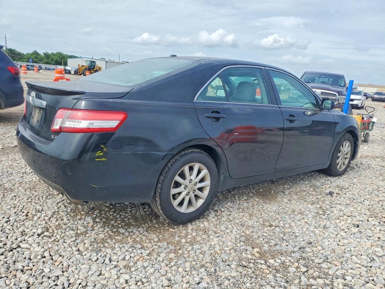 2010 Toyota Camry Xle Black vin: 4T4BF3EK0AR017914
