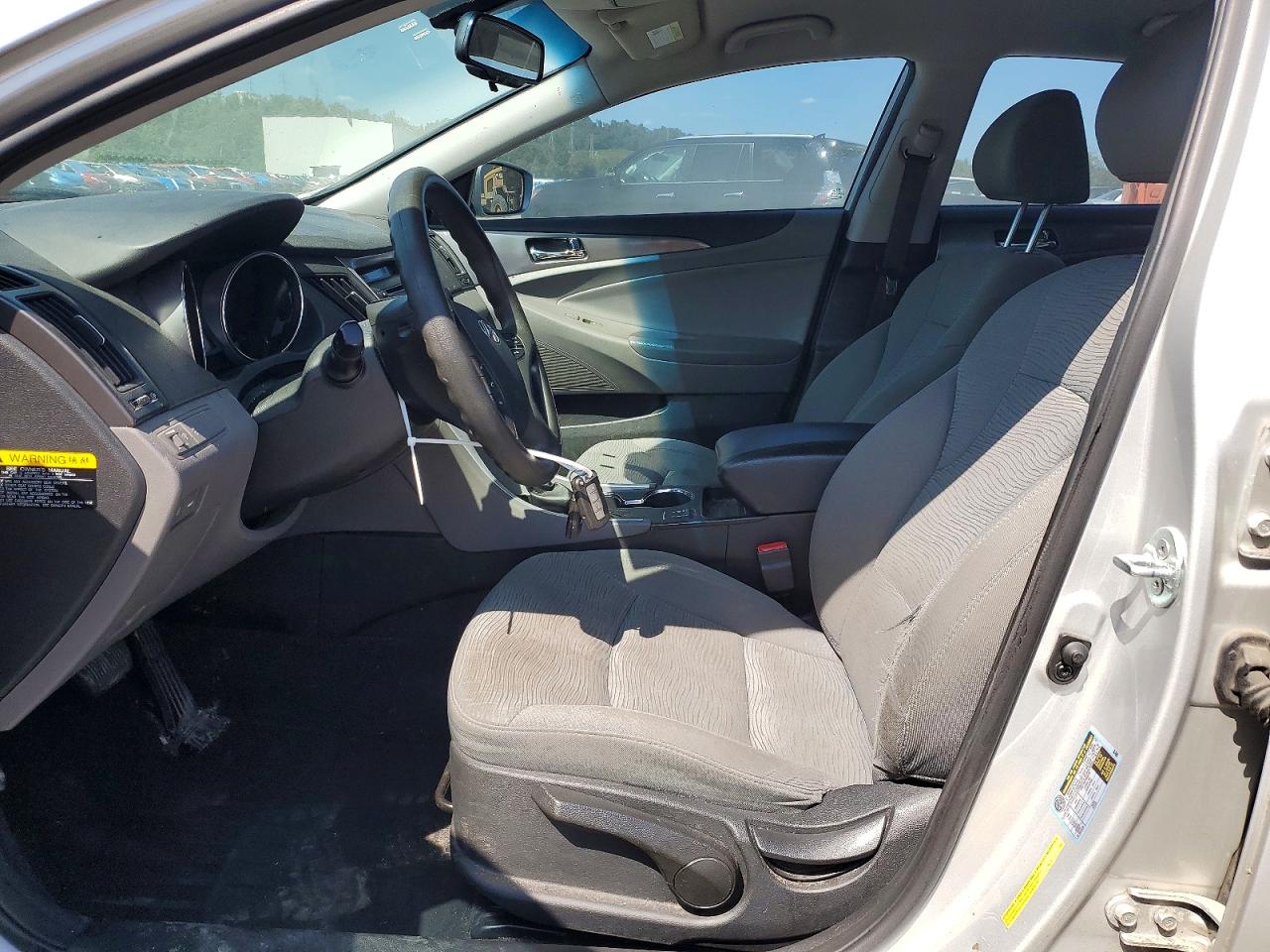 2014 Hyundai Sonata Hybrid Silver vin: KMHEC4A42EA113757