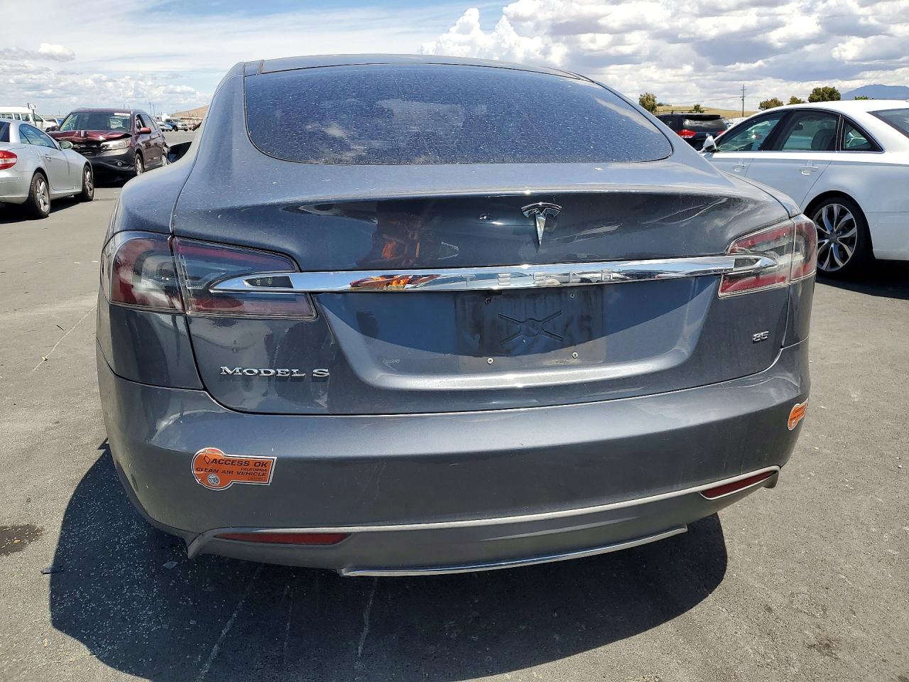 2013 Tesla Model S Gray vin: 5YJSA1CN5DFP17892