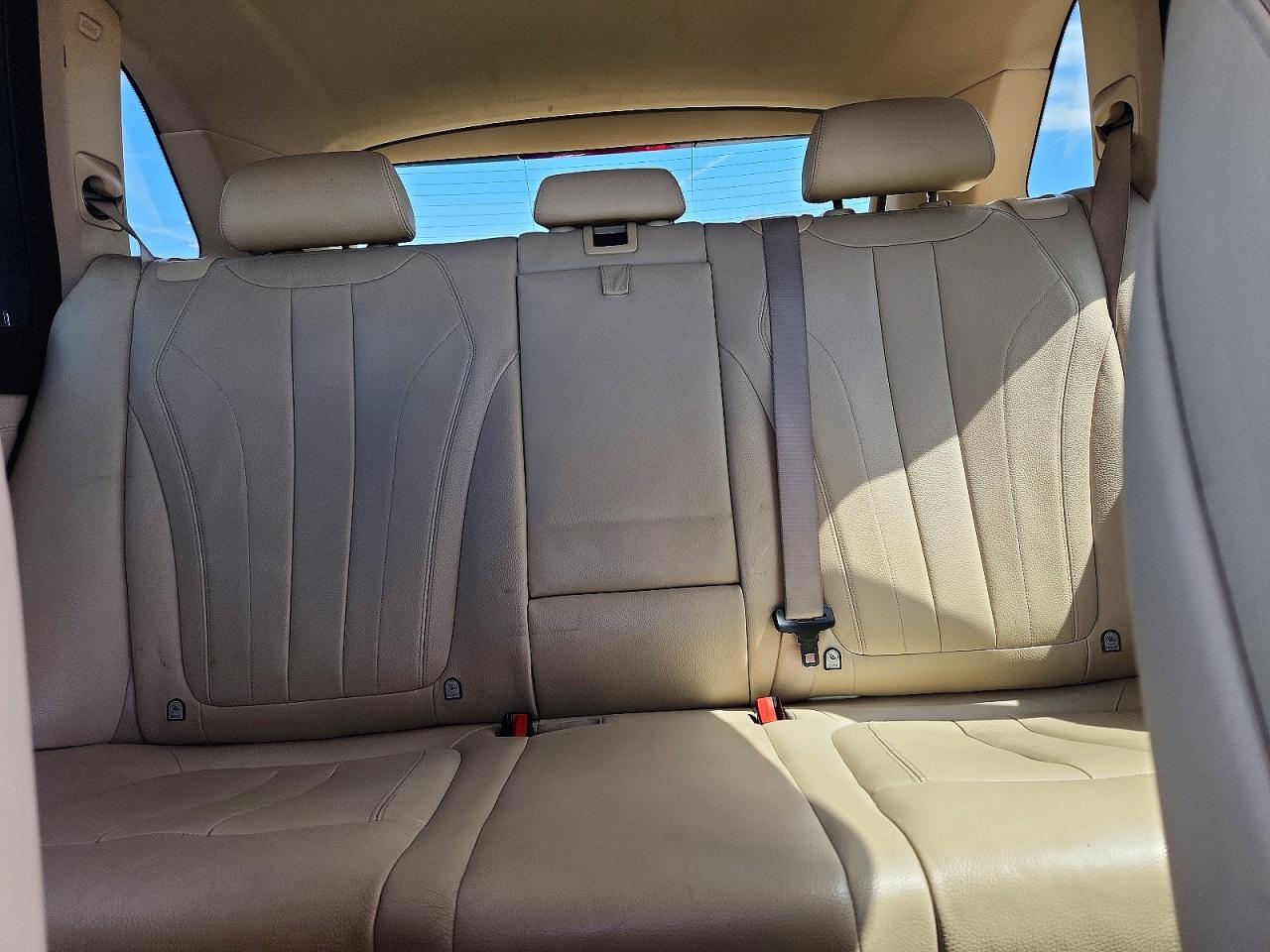 2015 Bmw X5 Xdrive35i Белый vin: 5UXKR0C55F0P10248