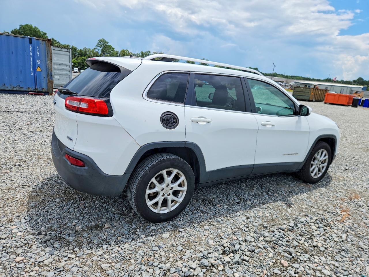 2014 Jeep Cherokee Latitude White vin: 1C4PJLCB0EW158157
