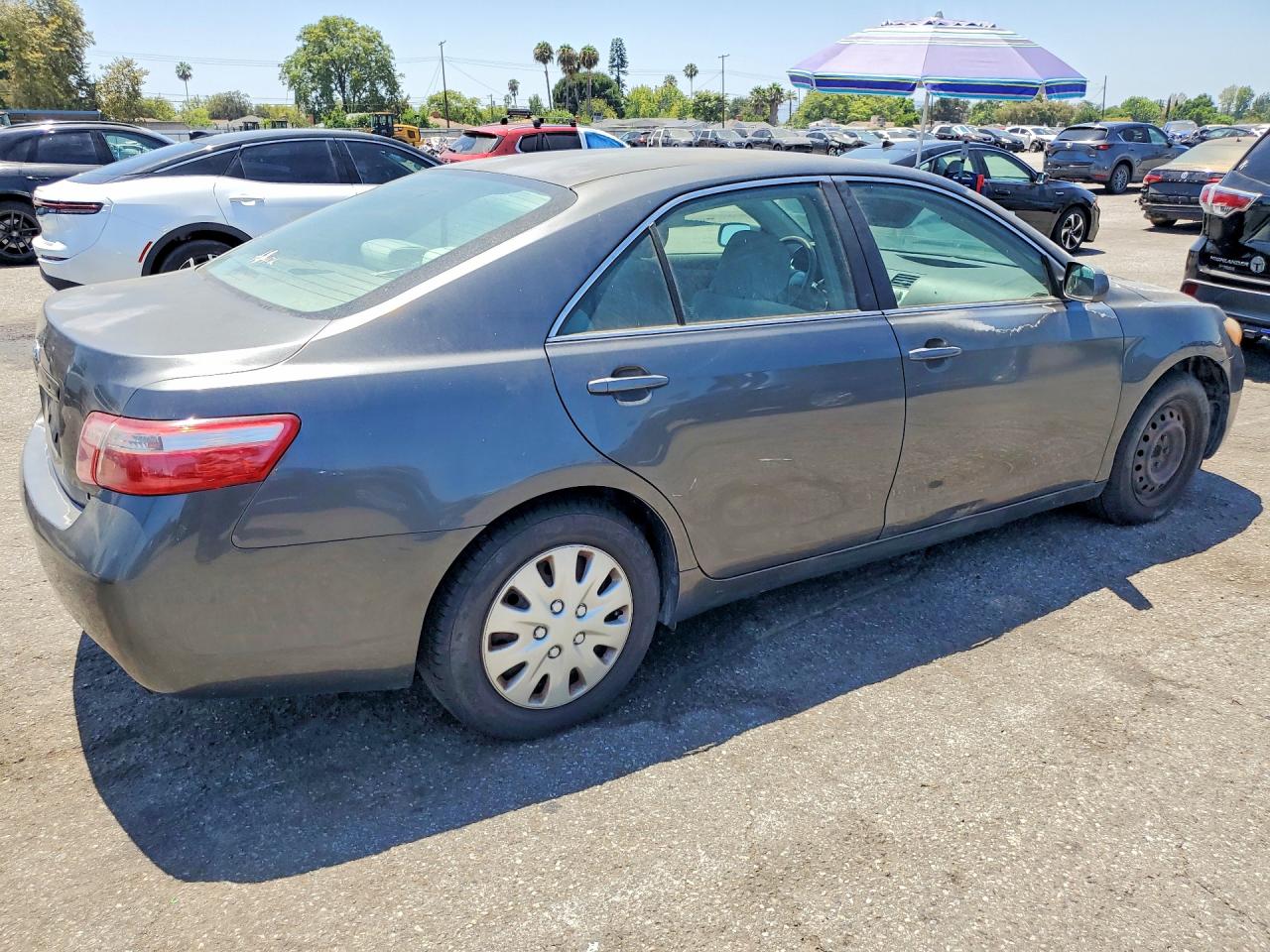 2007 Toyota Camry Le Gray vin: 4T1BE46K17U513413