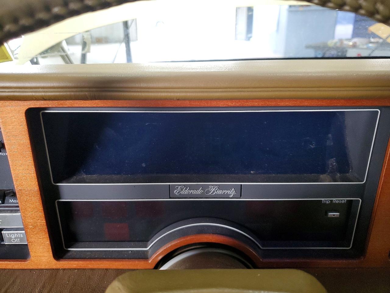 1988 Cadillac Eldorado Yellow vin: 1G6EL1152JU607818