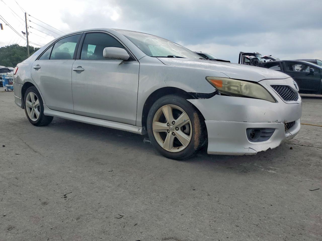 2010 Toyota Camry Se Silver vin: 4T1BF3EK9AU062523