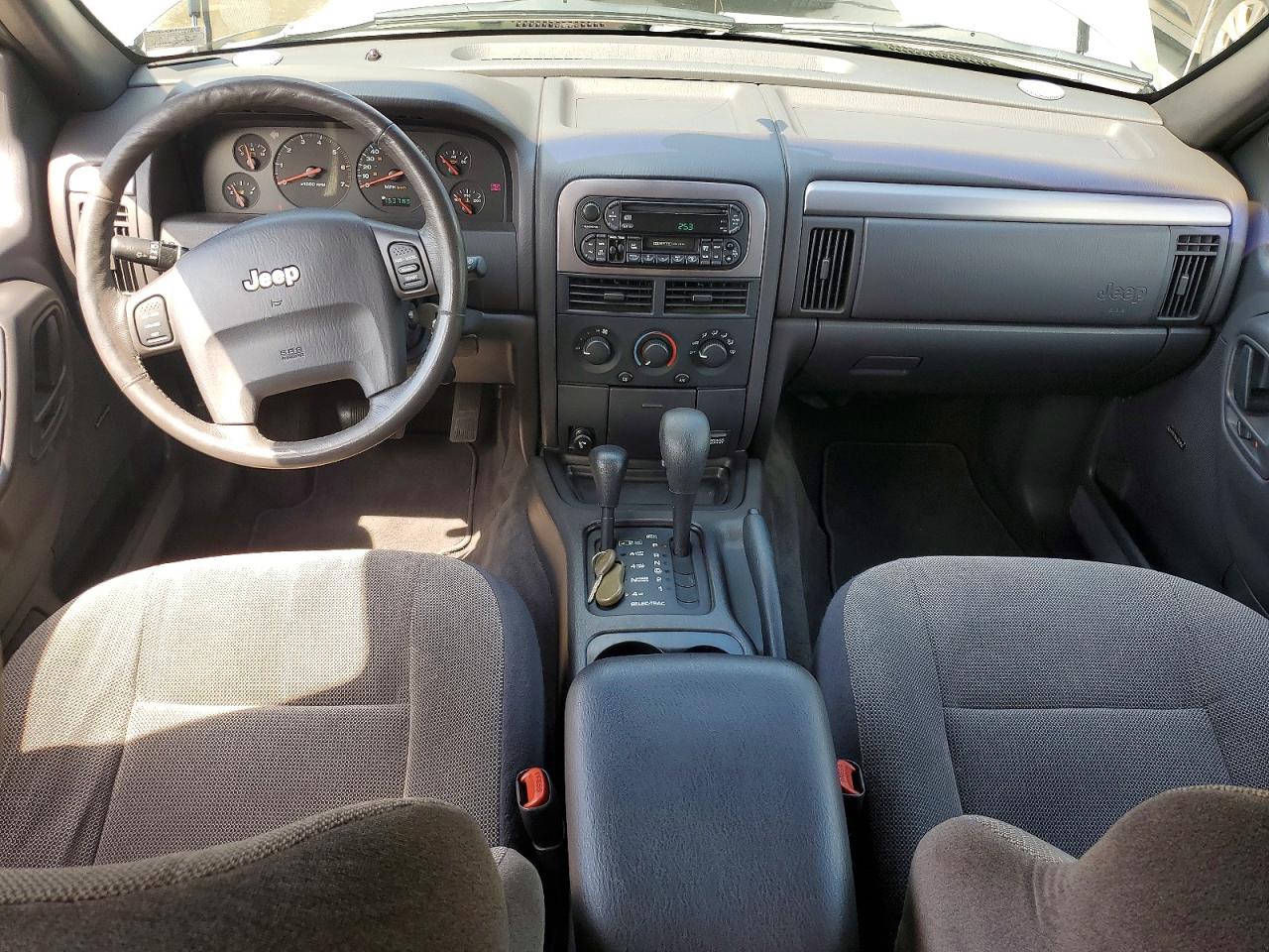 2001 Jeep Grand Cherokee Laredo Серебряный vin: 1J4GW48S01C727840