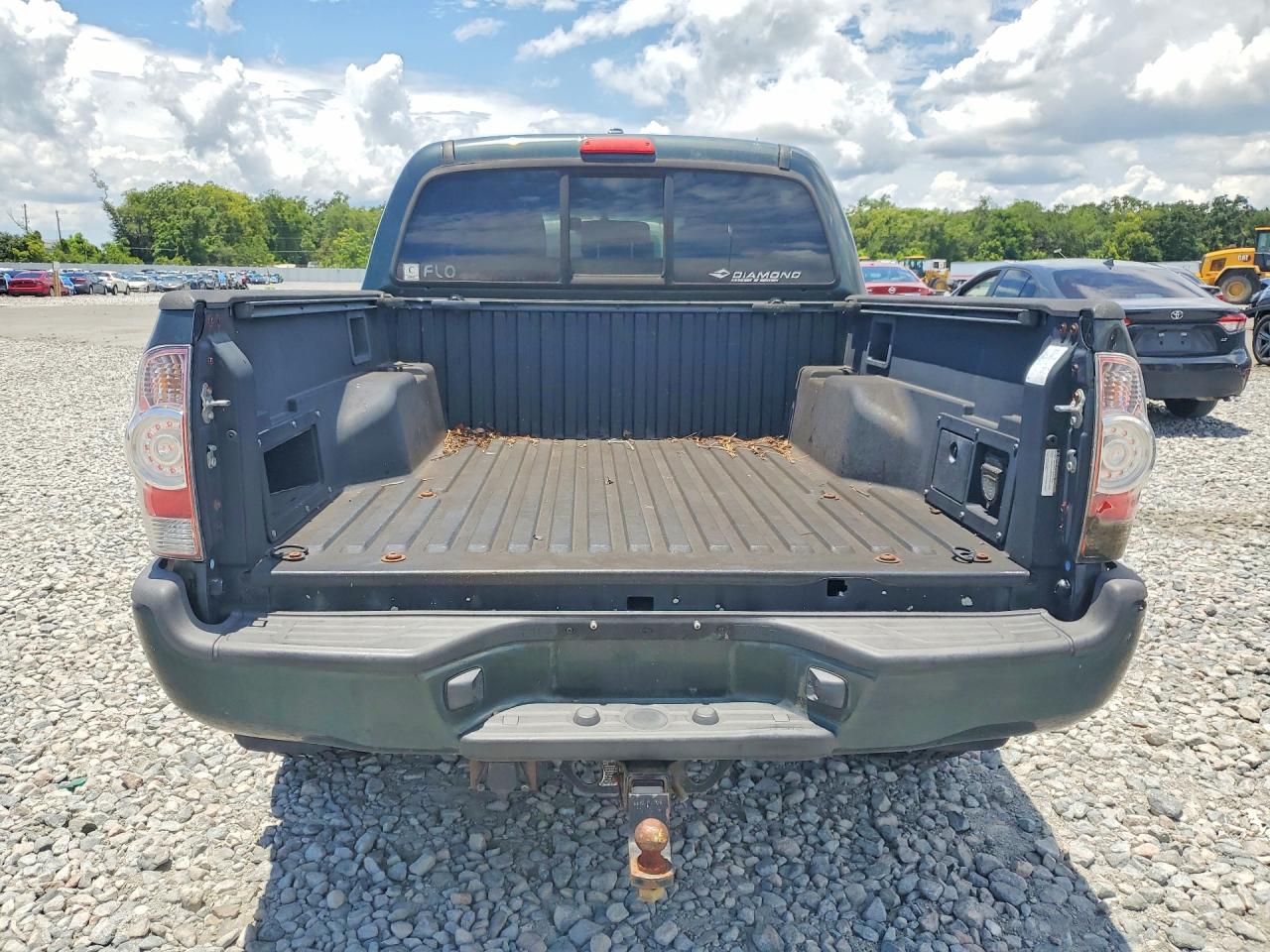 2010 Toyota Tacoma Double Cab Green vin: 3TMLU4EN2AM039989