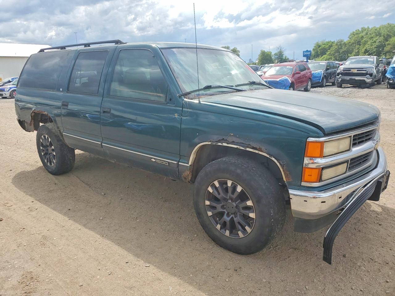 1998 Chevrolet Suburban K1500 Green vin: 3GNFK16R6WG102673