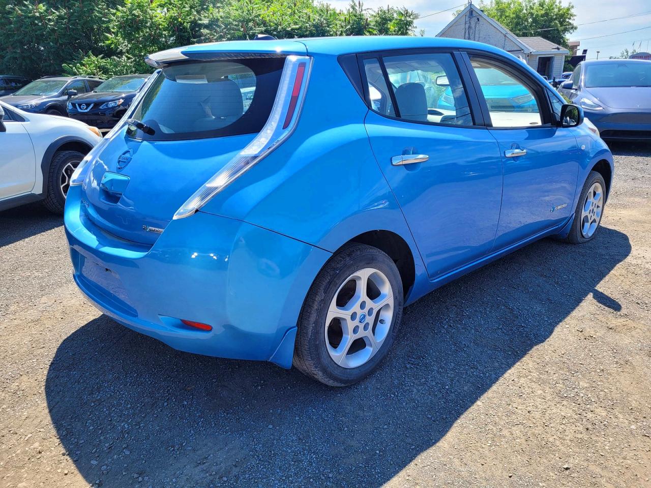 2011 Nissan Leaf Sv Blue vin: JN1AZ0CP9BT007472