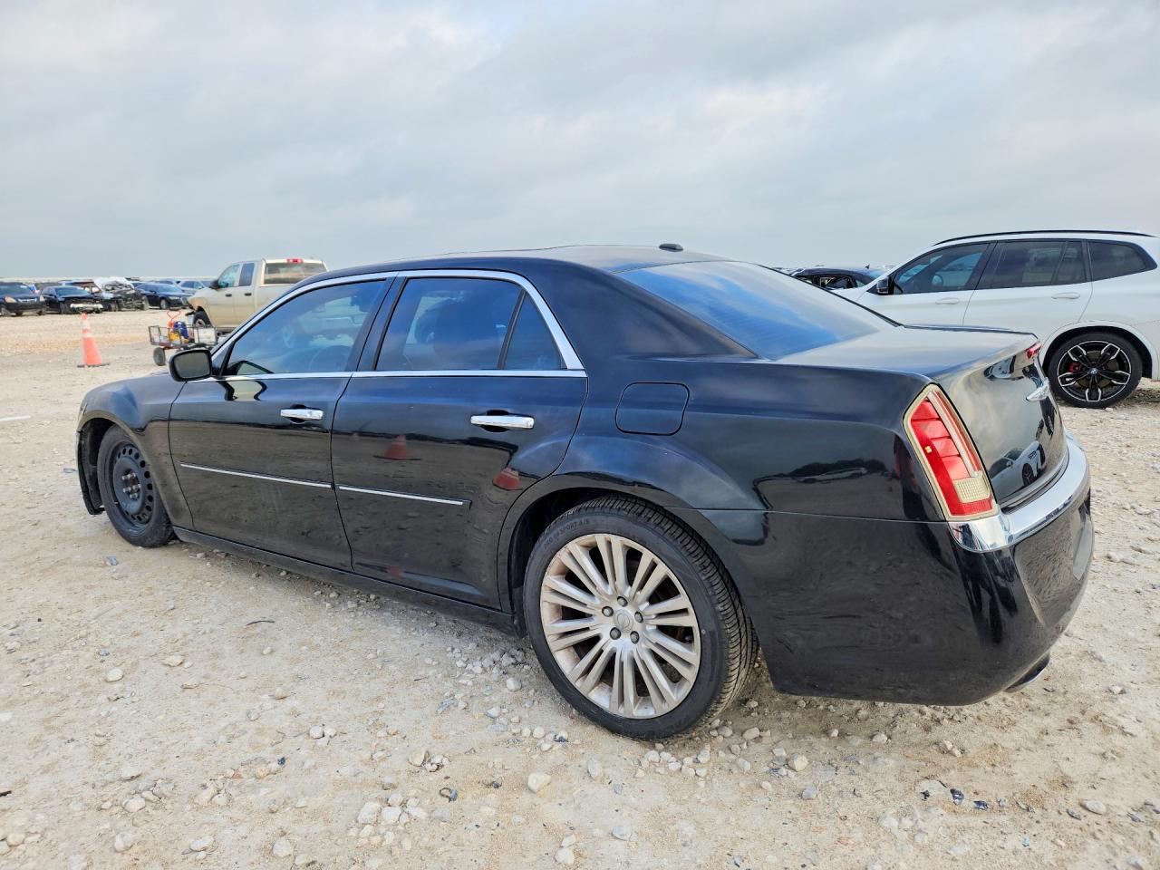 2013 Chrysler 300c Black vin: 2C3CCAETXDH618834