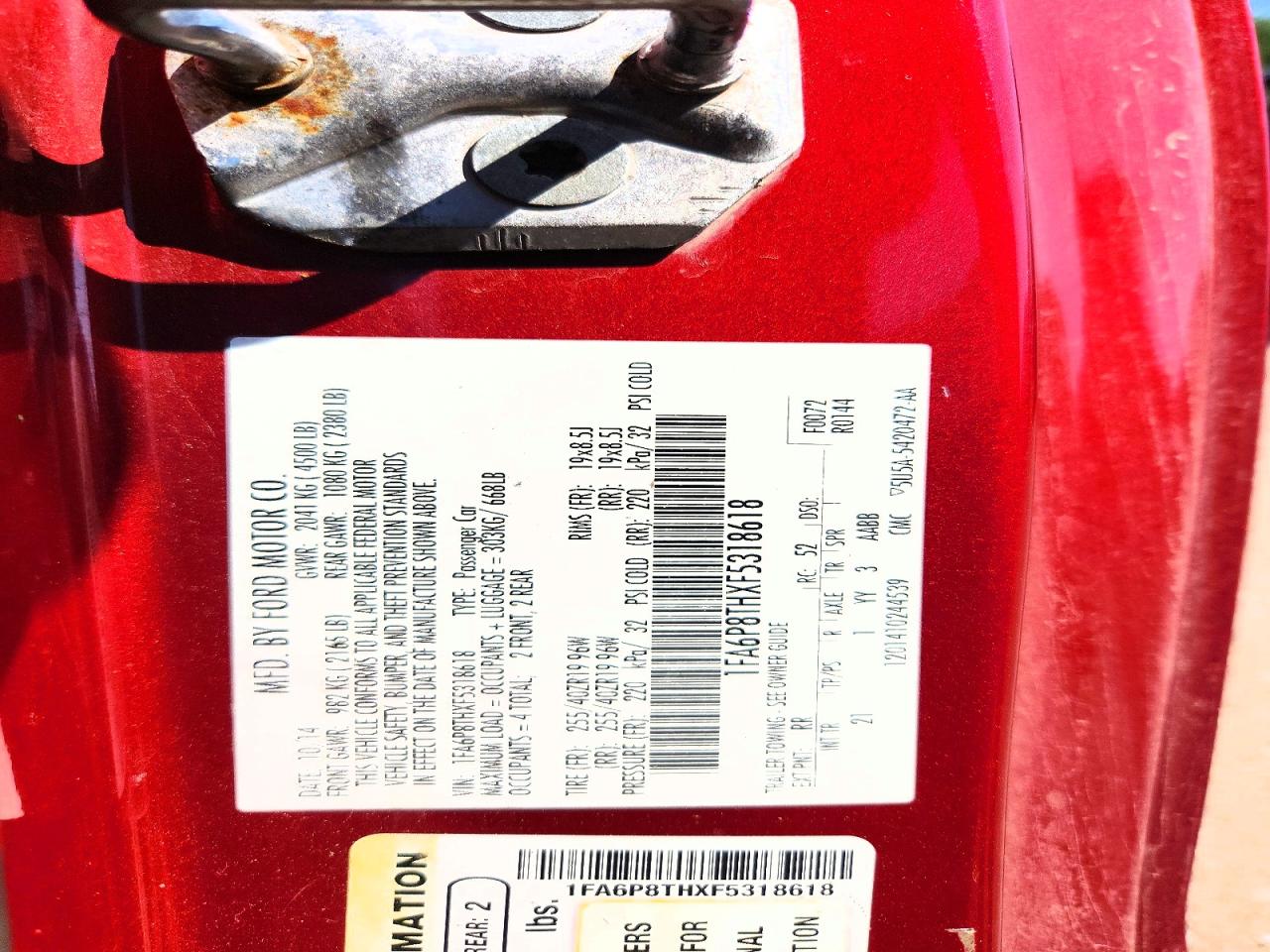 2015 Ford Mustang Red vin: 1FA6P8THXF5318618