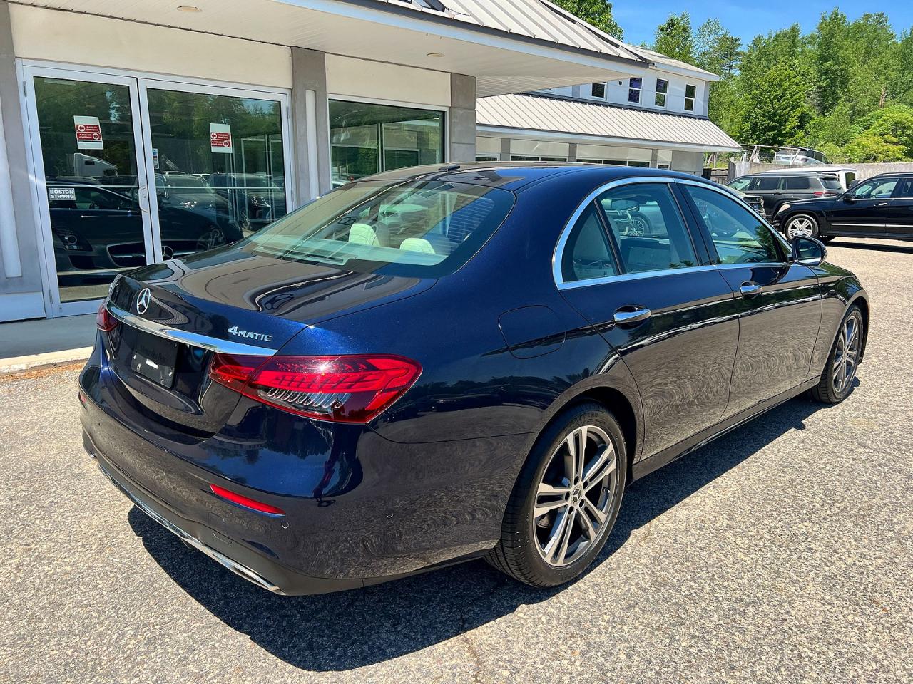 2022 Mercedes-benz E 350 4matic Blue vin: W1KZF8EB3NB032781