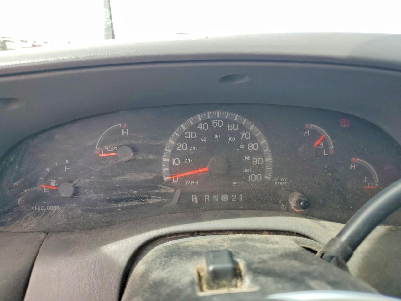 1999 Ford F-150 Красный vin: 1FTZX1724XNC04670