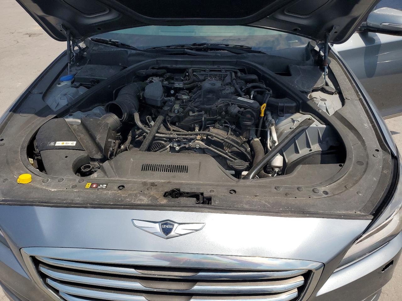 2015 Hyundai Genesis 3.8l Silver vin: KMHGN4JE7FU061120