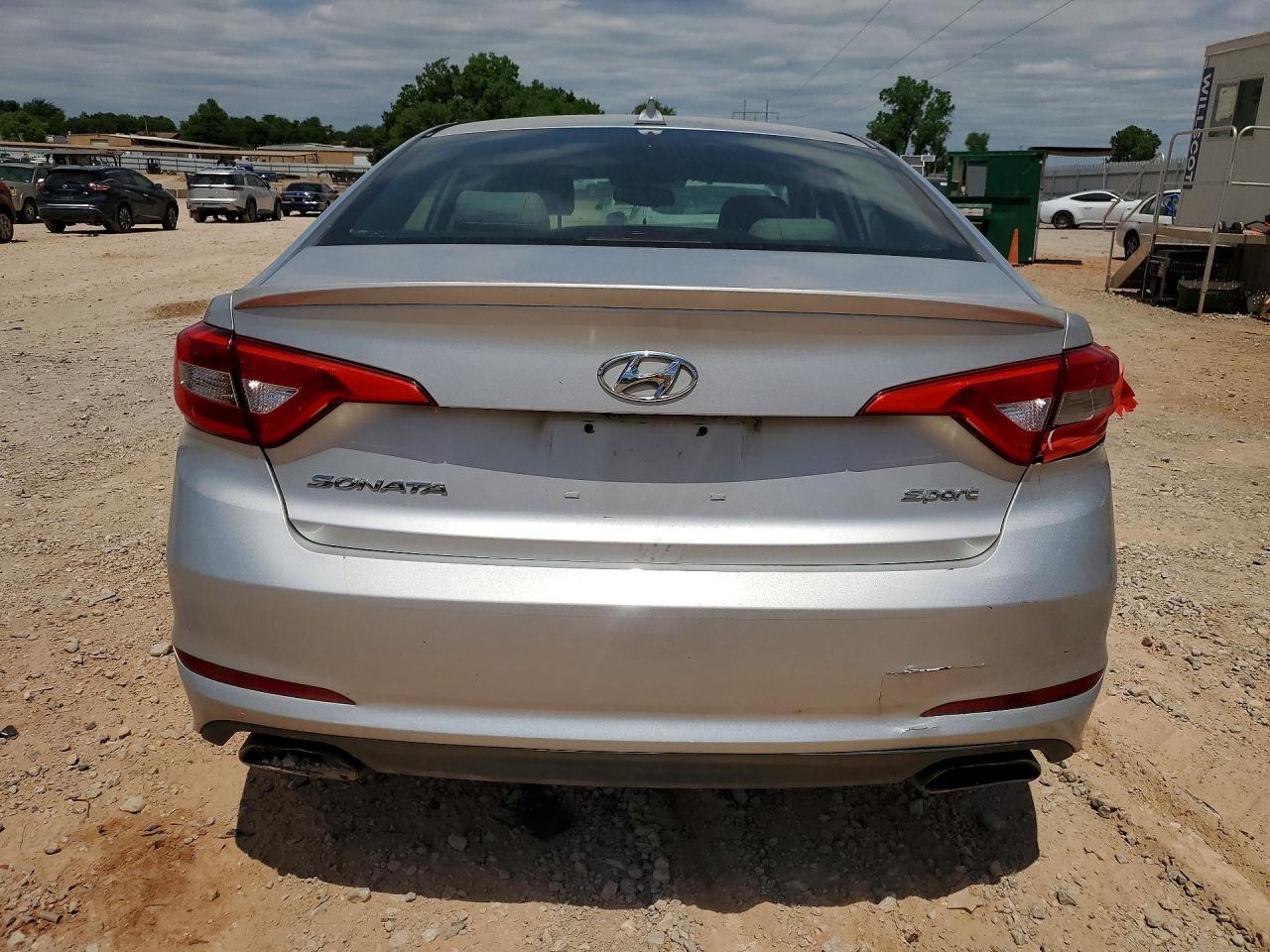 2015 Hyundai Sonata Sport Silver vin: 5NPE34AF4FH114795