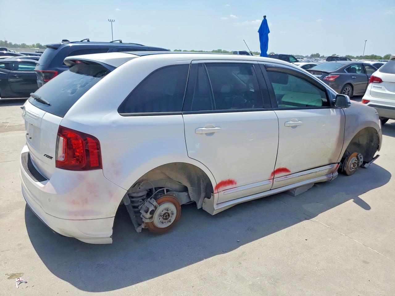 2014 Ford Edge Sport White vin: 2FMDK4AK3EBB56196