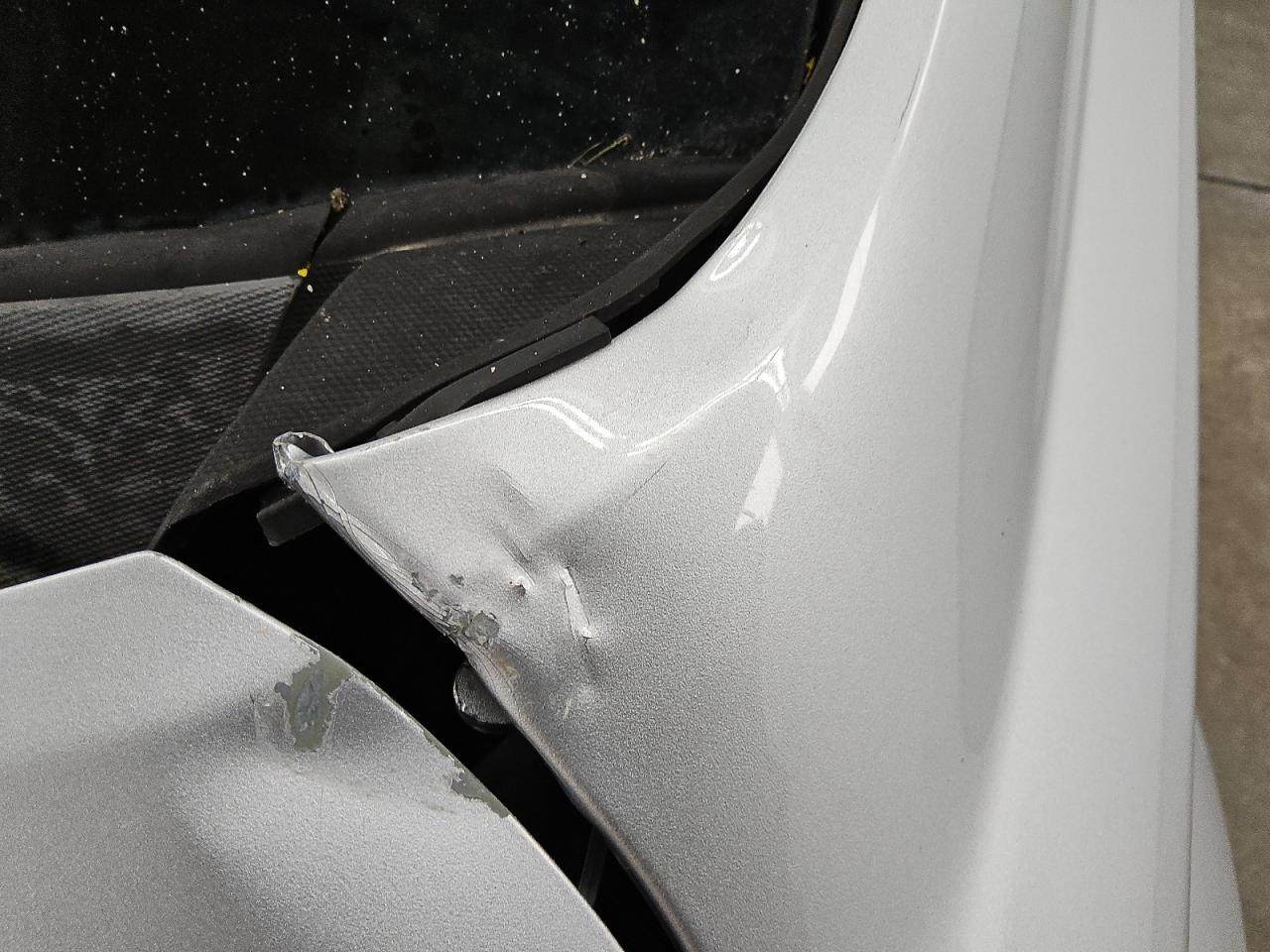 2014 Gmc Terrain Sle Silver vin: 2GKALREK3E6297942 Damage: Left Front Fender, Severe Damage, Replacement Required