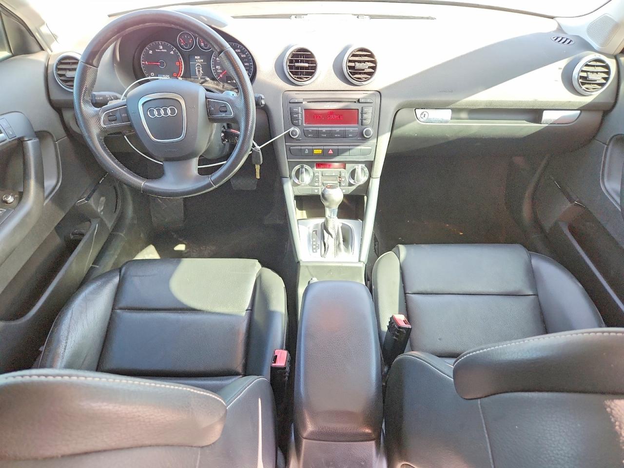 2012 Audi A3 Premium Plus Синий vin: WAUKJAFM4CA100166