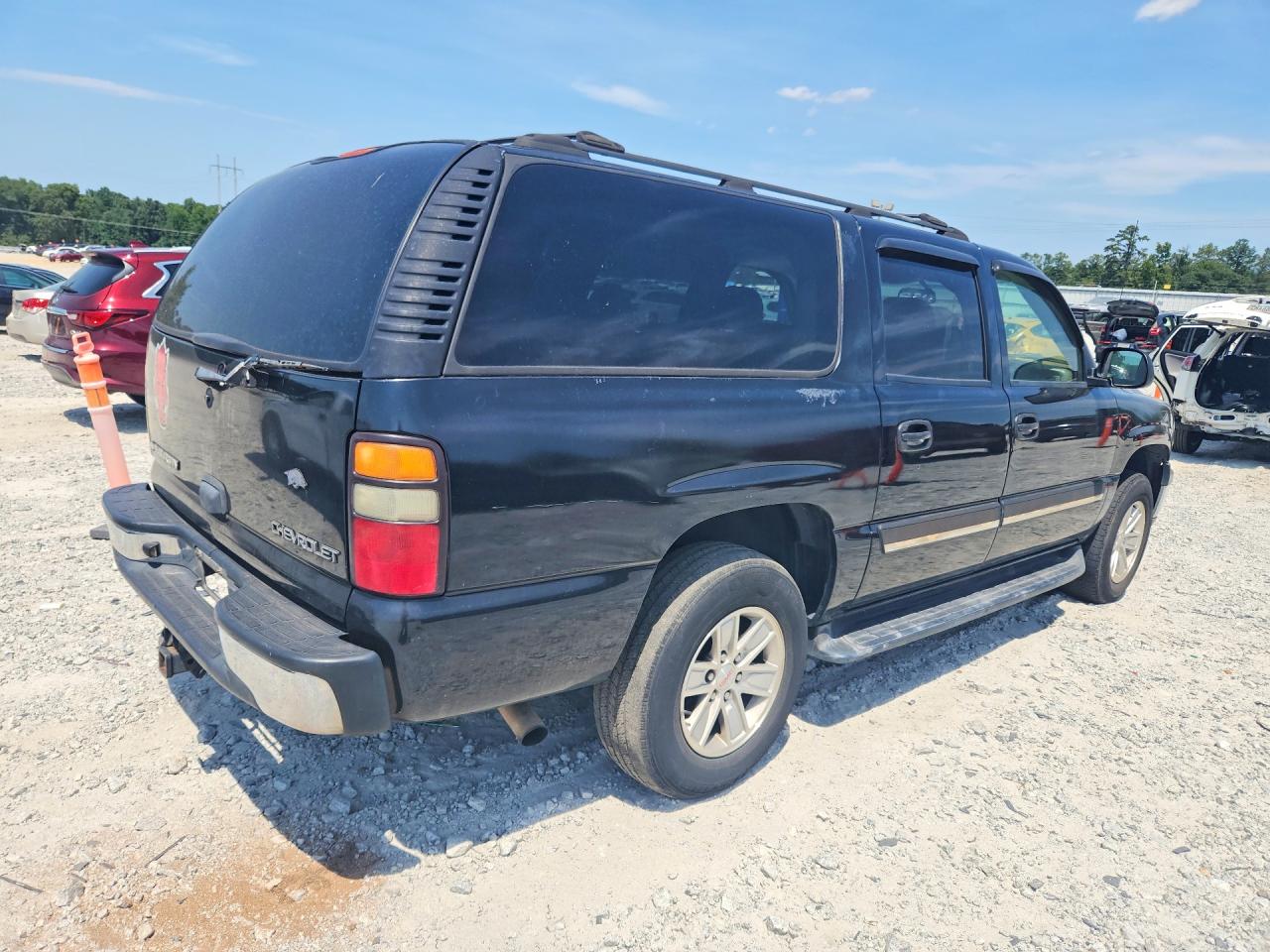 2004 Chevrolet Suburban C1500 Black vin: 1GNEC16Z74J313207
