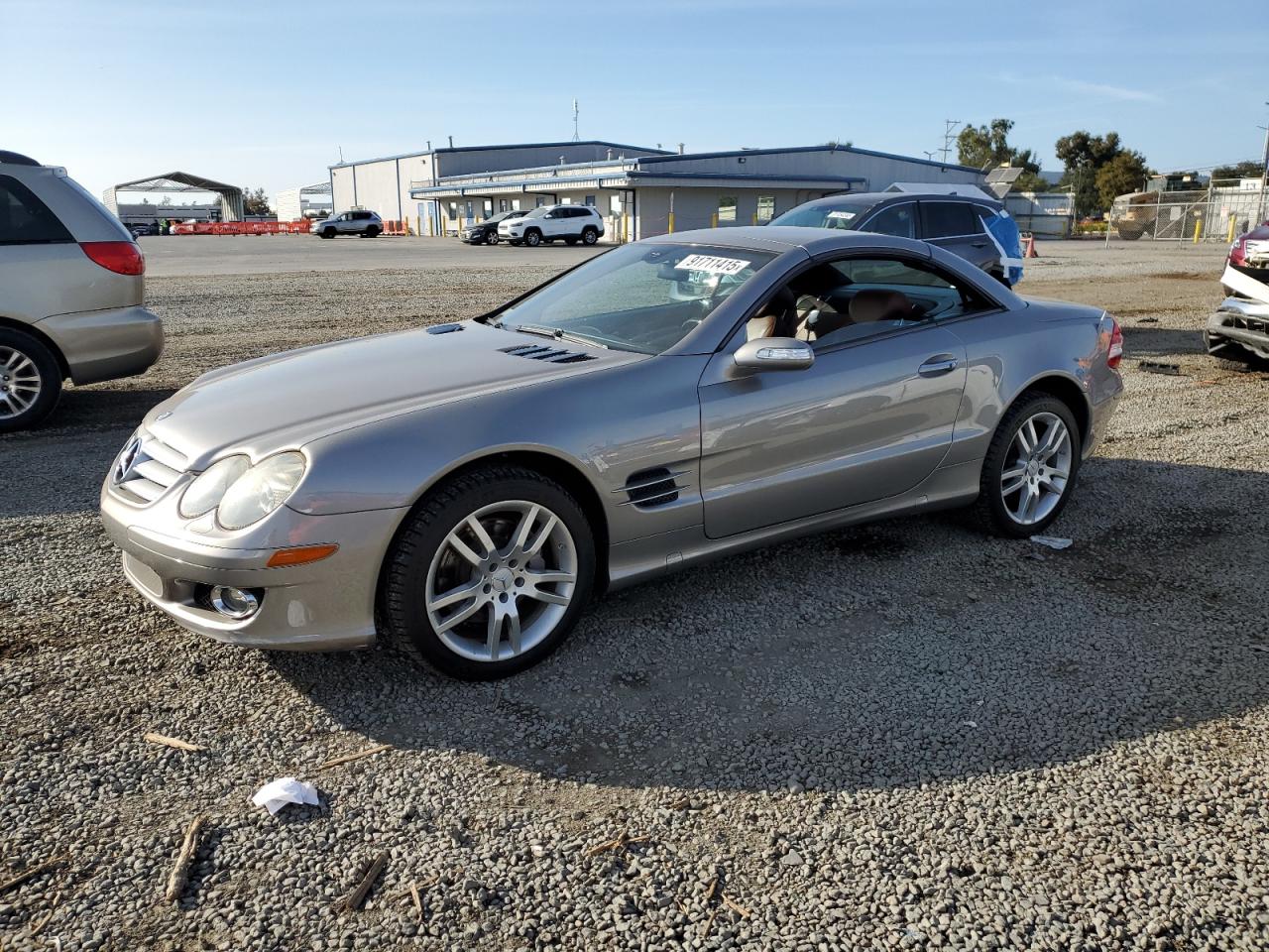 2007 Mercedes-benz Sl 550 Silver vin: WDBSK71F47F118475