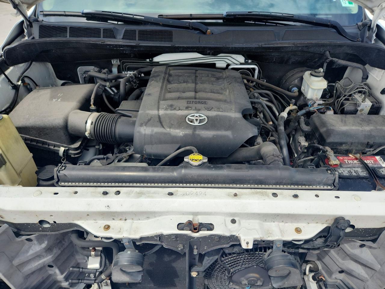 2011 Toyota Sequoia Sr5 Белый vin: 5TDZM5G14BS003085