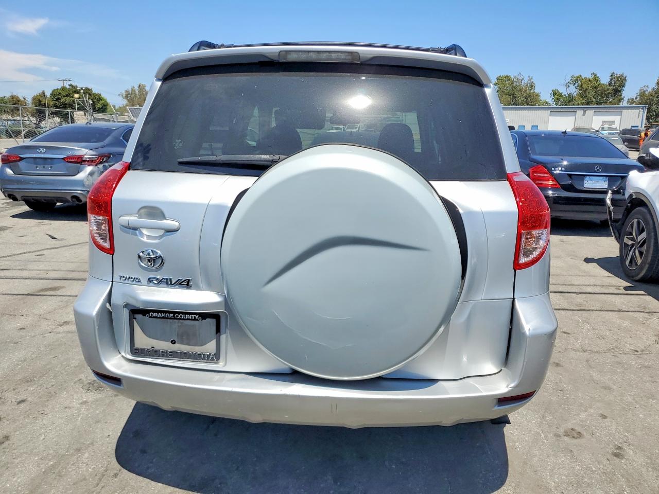 2007 Toyota Rav4 Base Silver vin: JTMZD33V275038587