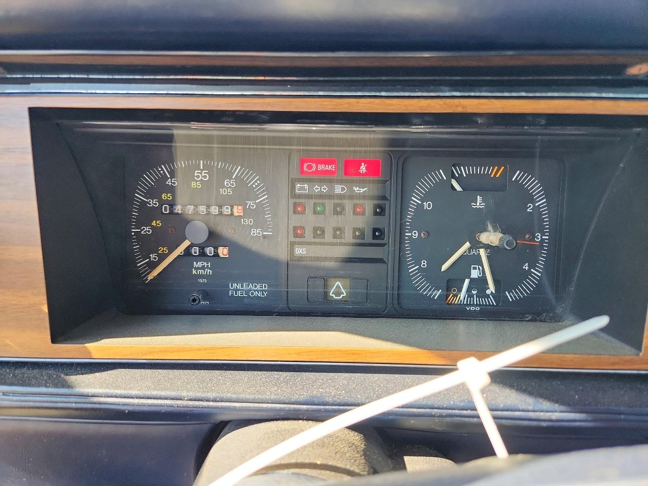 1982 Volkswagen Rabbit Ls Deluxe Серебряный vin: 1VWGB917XCV041944