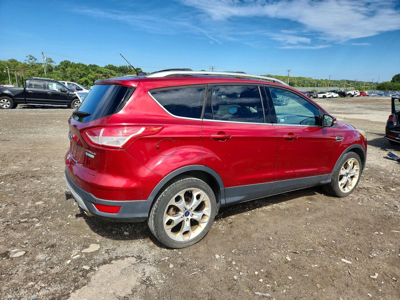 2013 Ford Escape Titanium Red vin: 1FMCU0J90DUD76058