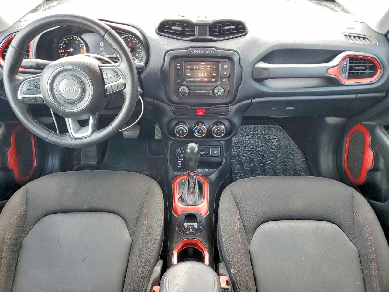 2015 Jeep Renegade Trailhawk Черный vin: ZACCJBCT0FPB62010