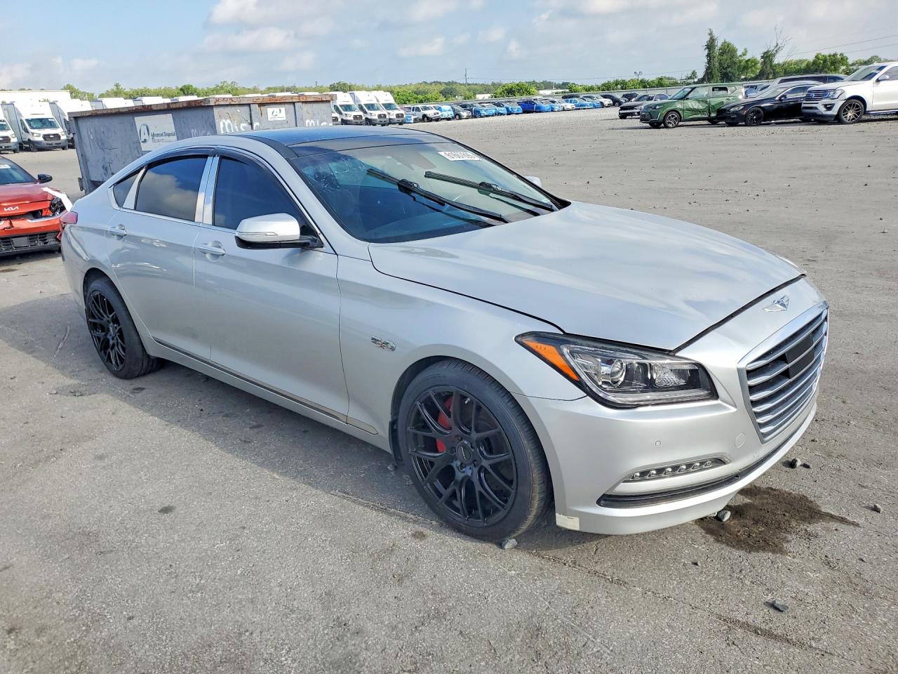 2015 Hyundai Genesis 5.0l Серебряный vin: KMHGN4JF3FU019553
