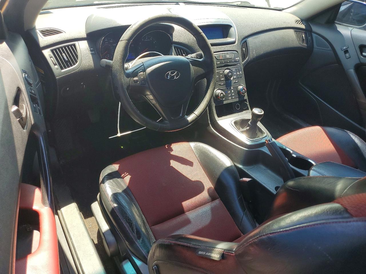 2011 Hyundai Genesis Coupe 2.0t Белый vin: KMHHT6KD9BU054613