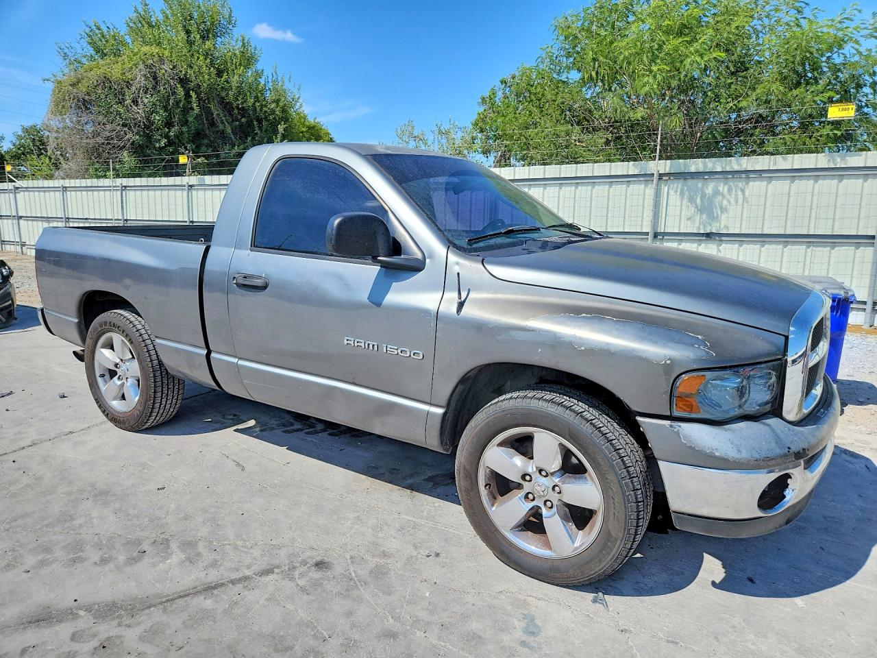 2005 Dodge Ram 1500 St Серый vin: 1D7HA16N45J628191