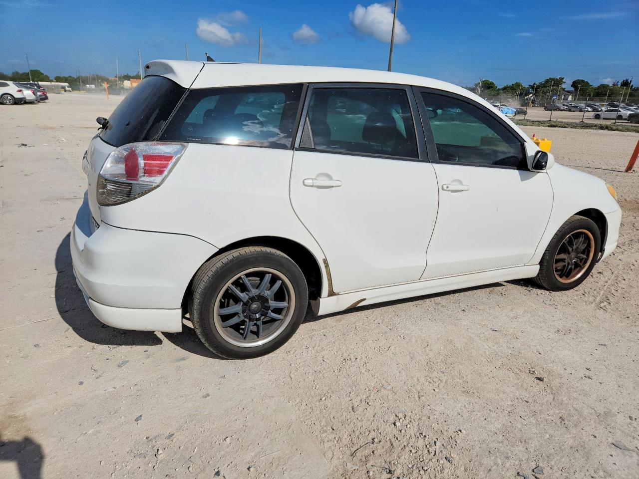 2006 Toyota Matrix Xr Белый vin: 2T1KR32E96C602130
