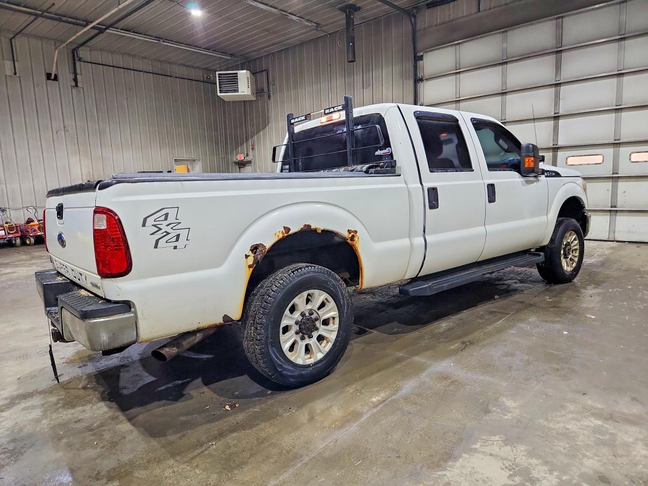 2013 Ford F250 Super Duty Белый vin: 1FT7W2B68DEA95555