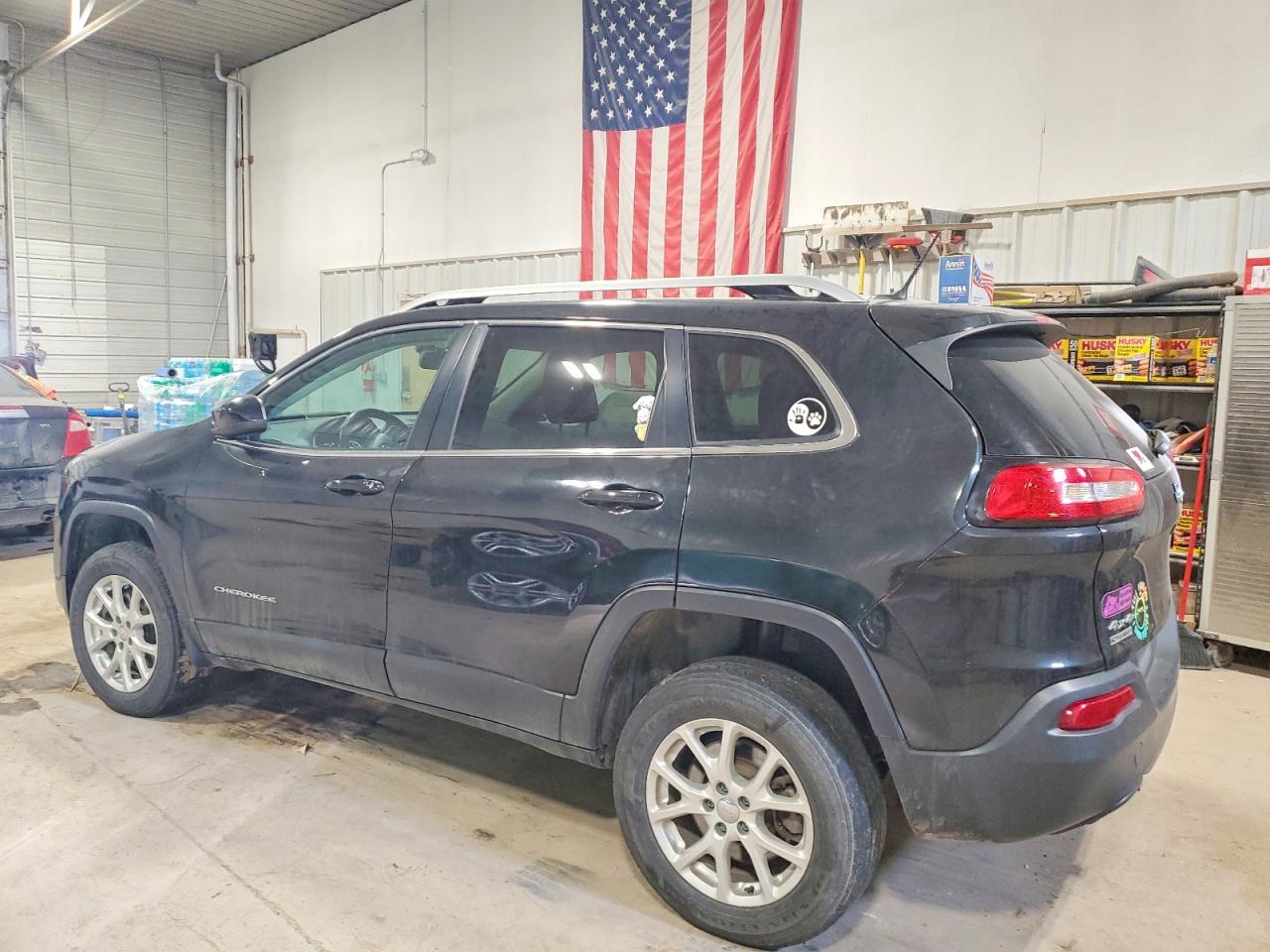 2014 Jeep Cherokee Latitude Black vin: 1C4PJMCS5EW317955