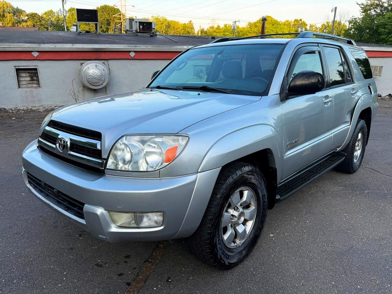 2005 Toyota 4runner Sr5 Серебряный vin: JTEBU14RX50066263