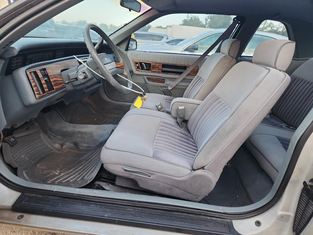 1988 Buick Regal Custom Серебряный vin: 2G4WB14W8J1411303