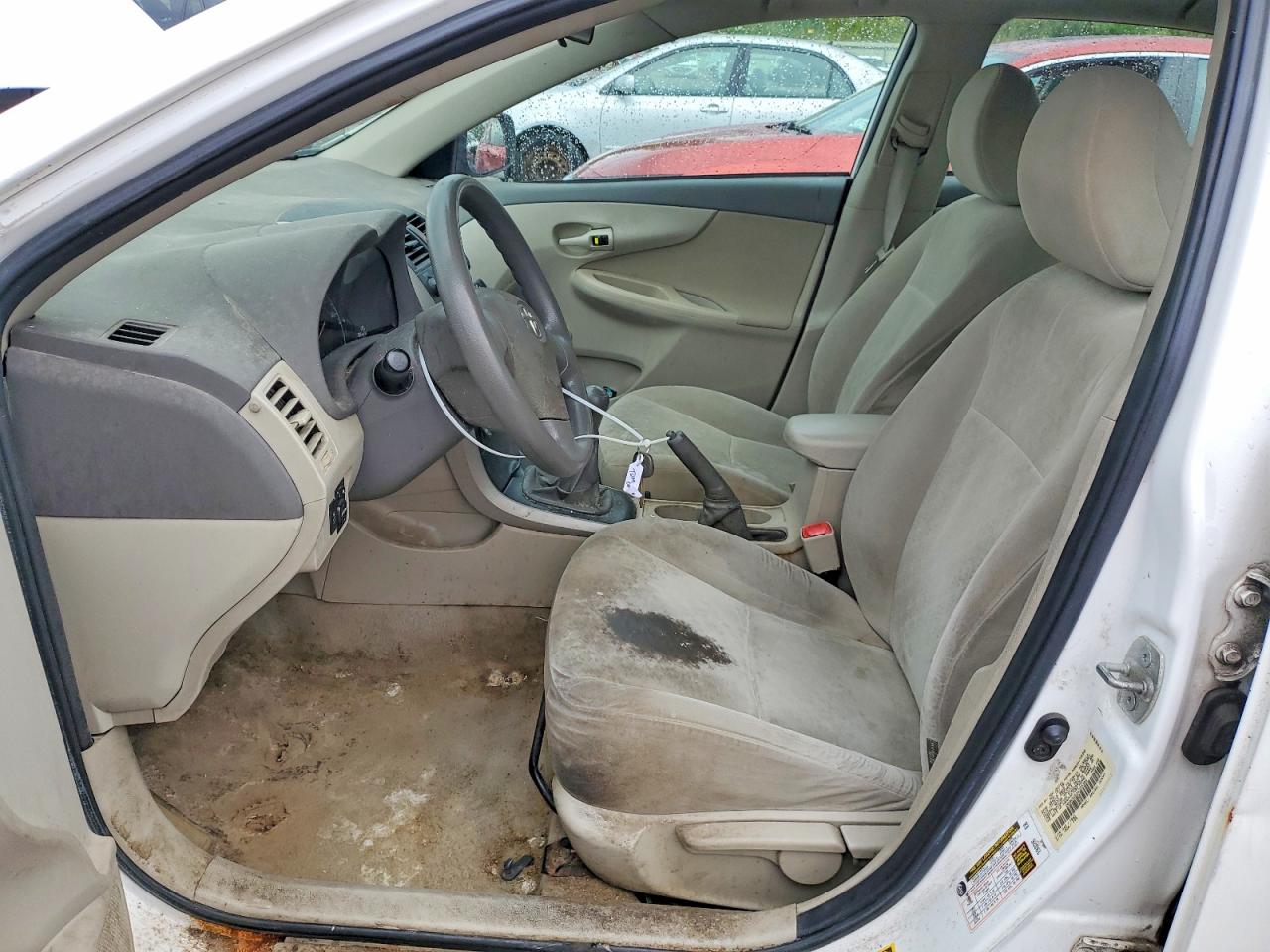 2010 Toyota Corolla Base White vin: 1NXBU4EE2AZ185389